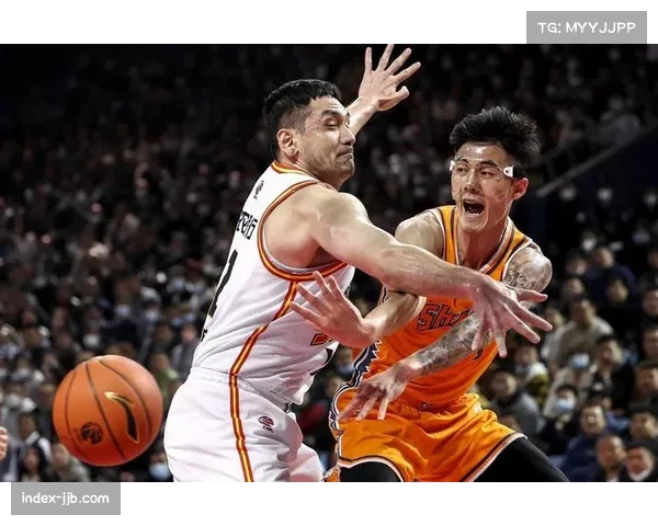 上海久事主场19胜7负 战术灵活性联盟第一